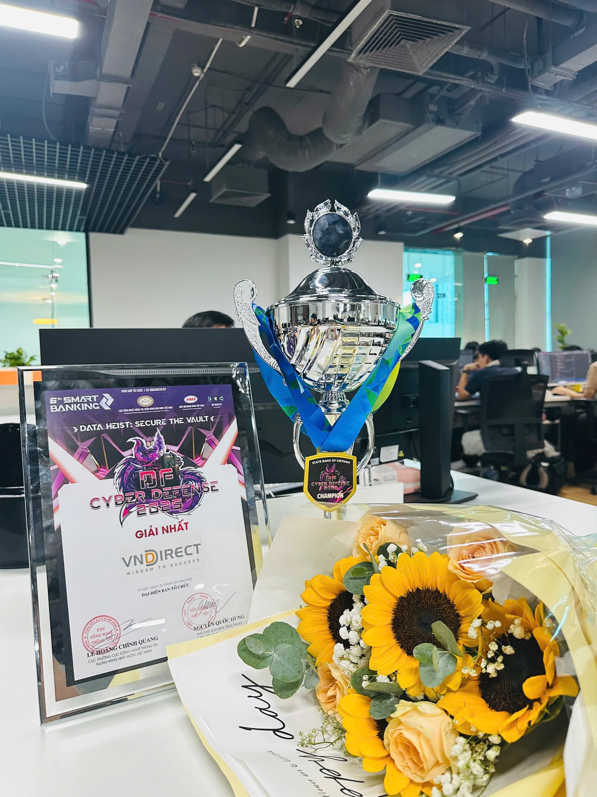 Tôi đã đóng góp gì để cùng team vô địch DF Cyber Defense 2025? - King of the hill